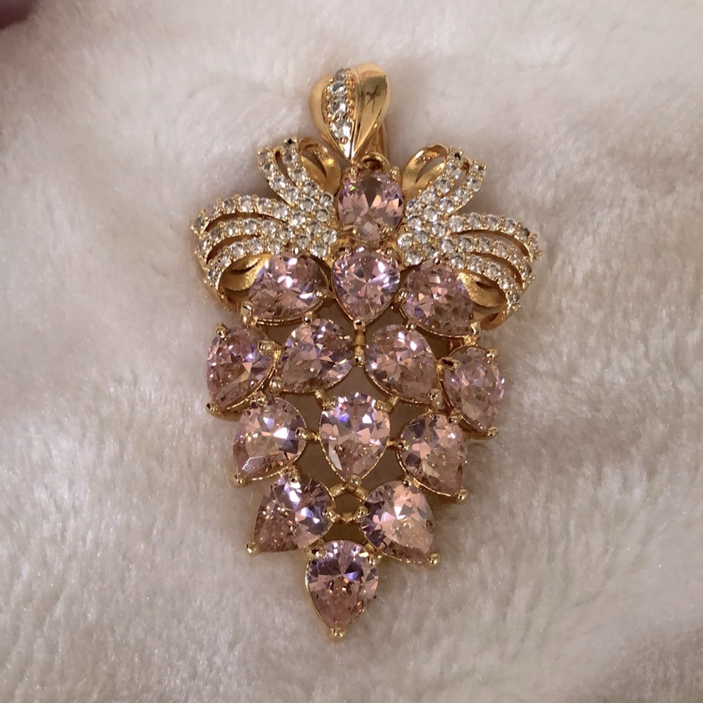 Beautiful 18k gold filled pink Tamarin